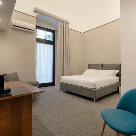 Ermes Argiro * バーリ