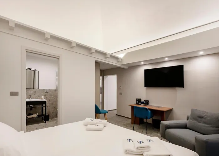 Ermes Argiro * バーリ